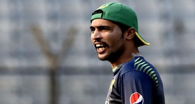 My prime target is to become worldâ€™s best bowler: Amir