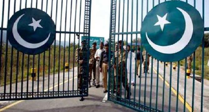 Construction of 'Pakistan gate' at Iran border in final stage