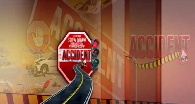 5 dead after a collision between car and trailer