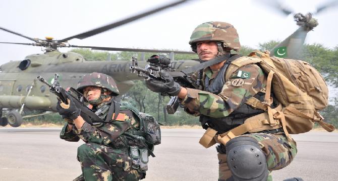 Pak Army song - Bara Dushman Bana.. (a Tribute to students of A.P.S)